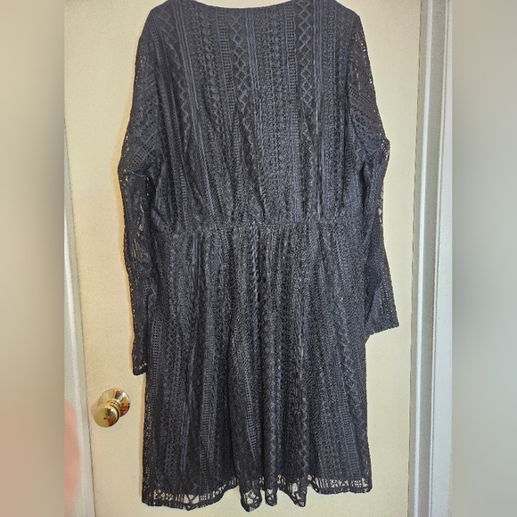 NWT Black Torrid Geolace dress - Picture 5 of 6